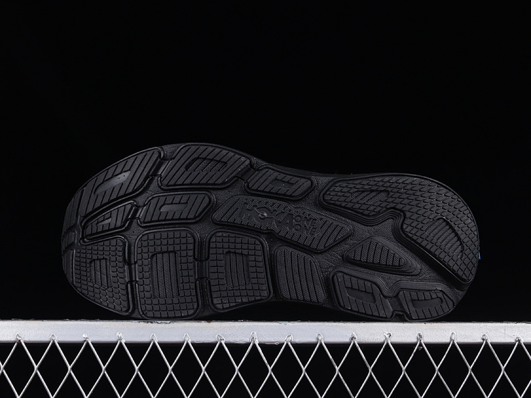 On Running [1110518/BBLC]-[HOKA ONE BONDI 7 BLACK/BLACK/BLACK]-[WOMAN:36-39]-[MAN:40-45] - Image 15