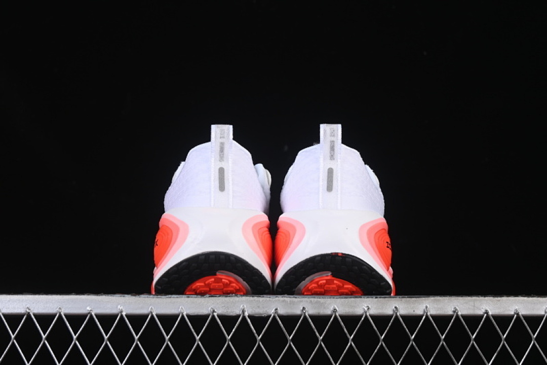 Nike [HV8150-100]-[AIR ZOOM VOMERO PLUS WHITE/BLACK/ORANGE]-[WOMAN:36-39]-[MAN:40-45] - Image 15
