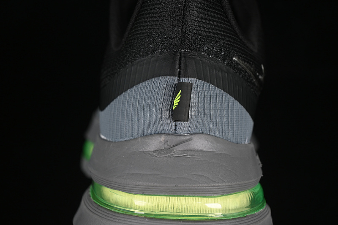 Nike [HQ2592-104]-[AIR ZOOM PEGASUS PREMIUM GREY/BLACK/GREEN]-[WOMAN:36-39]-[MAN:40-45] - Image 7