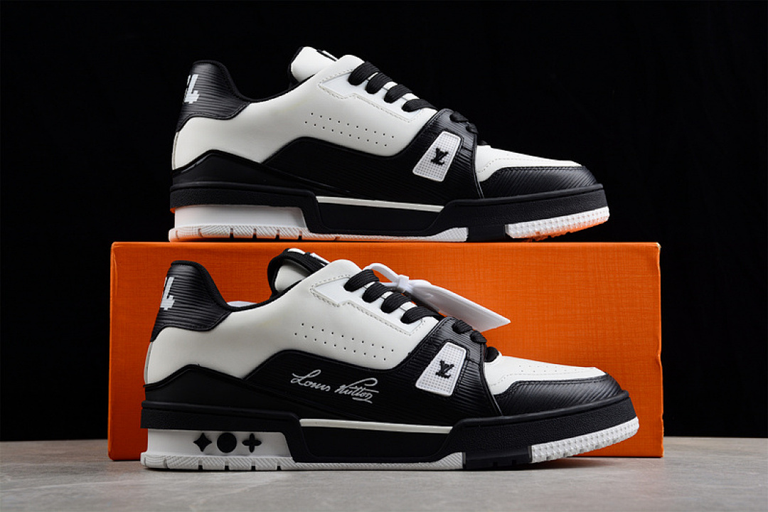 Louis Vuitton [L*V LOW TRAINER SNEAKERS BLACK/WHITE/BLACK]-[MAN:38-45] - Image 17