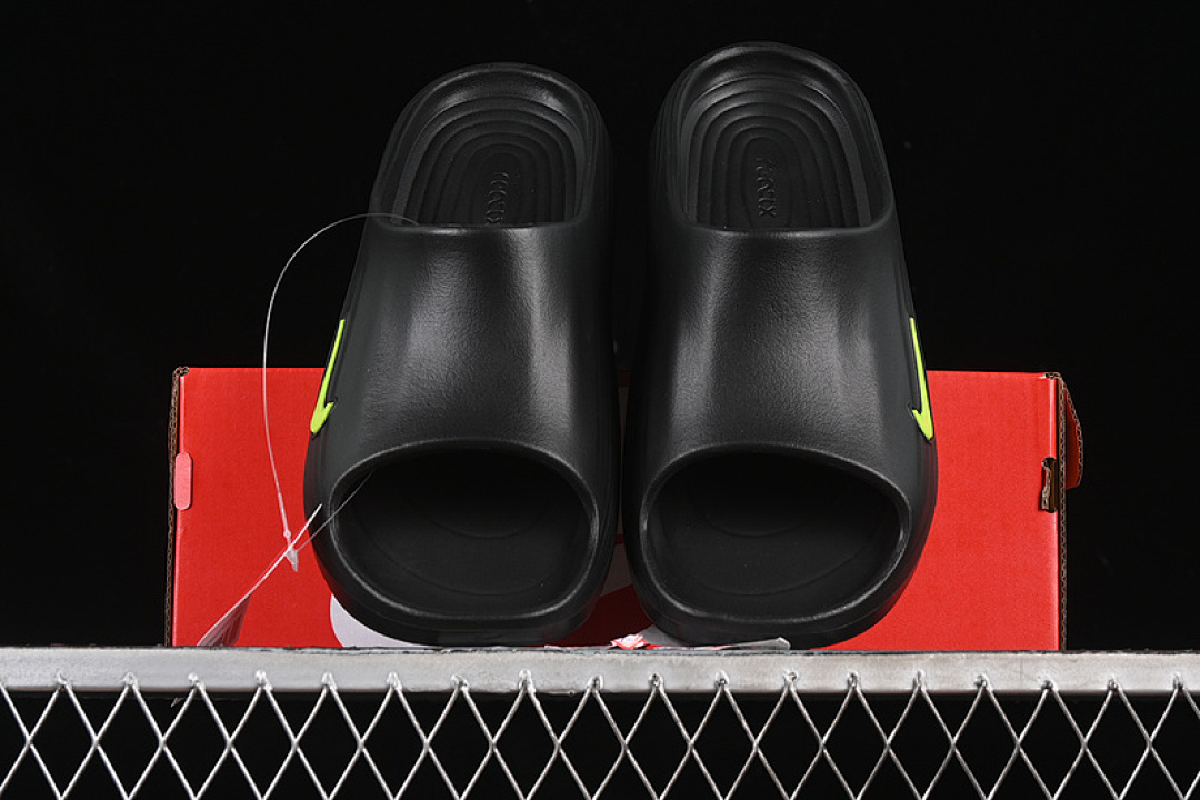 Nike [HV4479-003]-[REACTX REJUVEN8 SLIDE BLACK]-[WOMAN:36-39]-[MAN:40-45] - Image 6