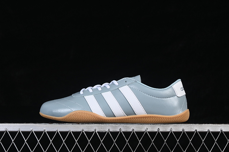 GRAND COURT LO MAGIC GREY MET/CORE WHITE/GUM · JQ9683, photo 1