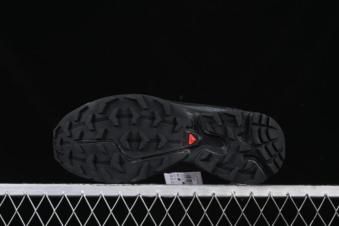 On Running [417413-20]-[XT-6 CHROMATIC BLACK/DARK GRAY]-[WOMAN:36-39]-[MAN:40-45] - Image 14