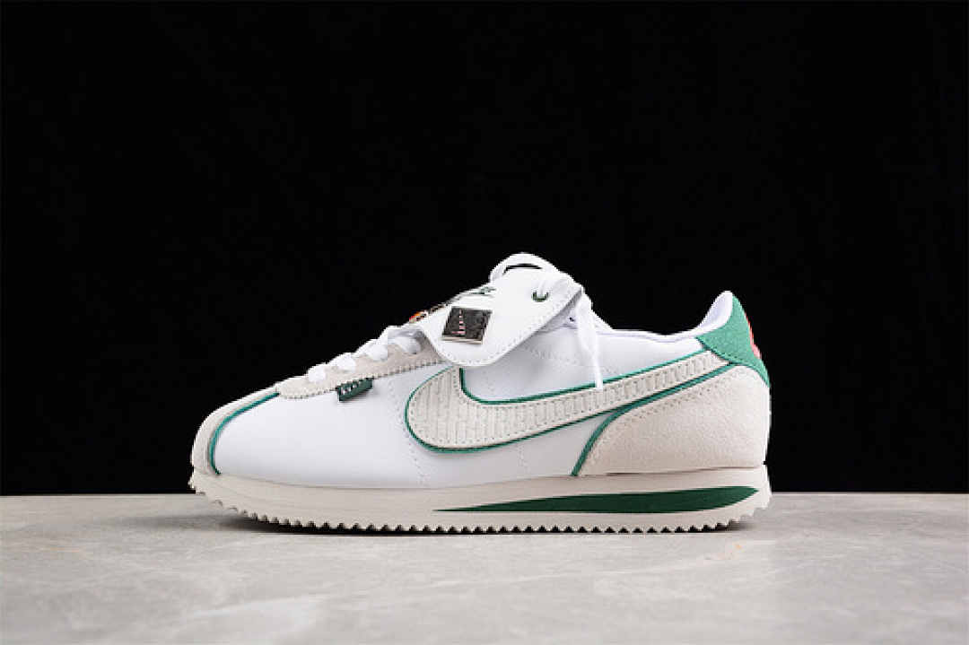Unbranded [FQ0259-110]-[CORTEZ ALL PETALS UNITED WHITE/GREEN]-[WOMAN:36-39]-[MAN:40-45], photo 1