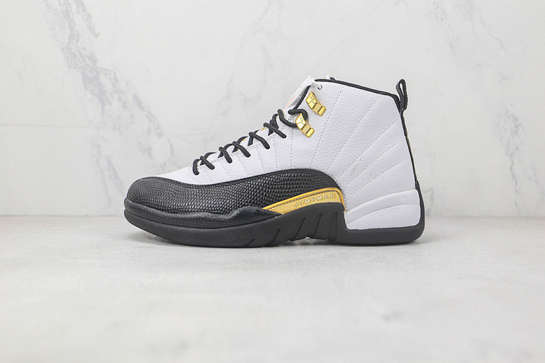 Jordan AIR Jordan 12 RETRO ROYALTY WHITE/BLACK/METALLIC GOLD · CT8013-170, photo 1
