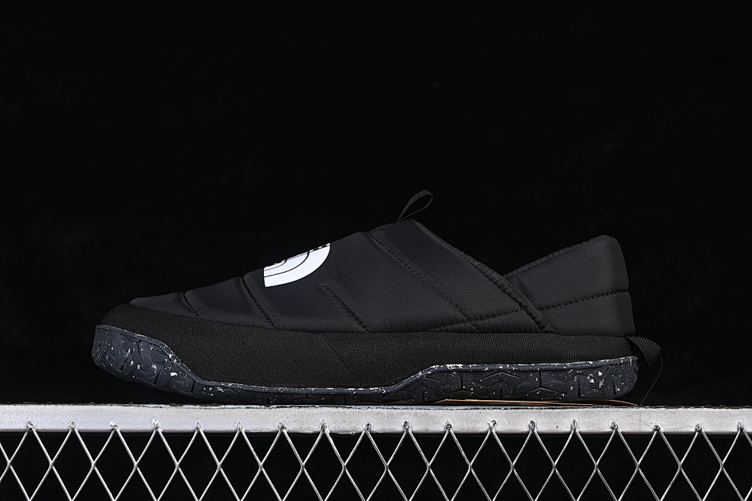 THE NORTH M NUPTSE MULE BLACK/BLACK · NFOA5G2FKY4-105, photo 1