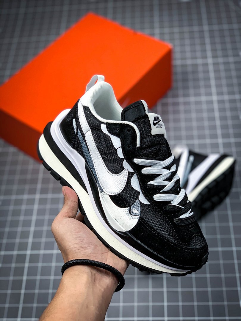 Sacai [BV7930-600]-[SACAI X REGASUS VAPORRLY SP BLACK/WHITE]-[WOMAN:36-39]-[MAN:40-45], photo 1
