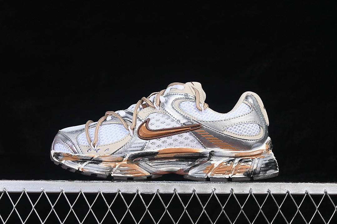Unbranded [HQ7901-102]-[V5 RNR LOW-TOP RUNNING SHOES WHITE/BROWN/SILVER]-[WOMAN:36-39]-[MAN:40-45], photo 1