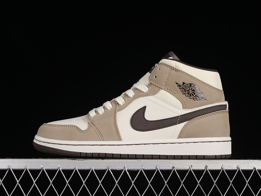 Jordan [554766-003]-[AIR JORDAN 1 MID OG SP BEIGE/BLACK/LIGHT BROWN]-[WOMAN:36-39]-[MAN:40-47.5], photo 1