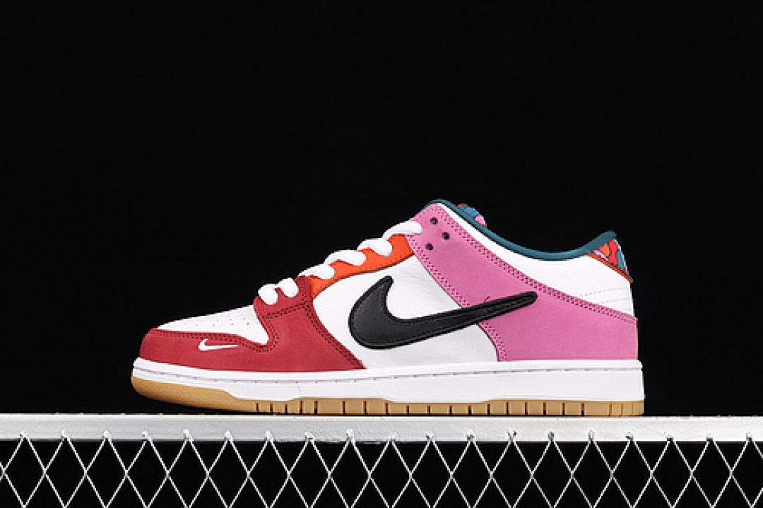 Unbranded [DH7695-100]-[PARRA X DUNK LOW SB 'FRIENDS & FAMILY'WHITE/BLACK-NOBLE RED]-[UNISEX:36-47.5], photo 1