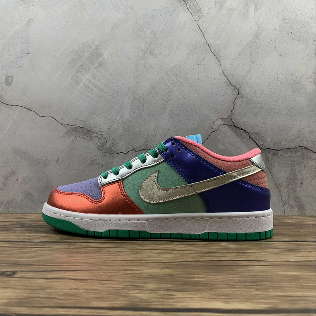 Purple Nike SB DUNK LOW SUNSET PULSE/SILVER/PURPLE PULSE · DN0855-600, photo 1
