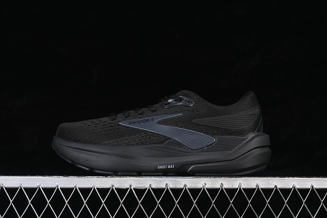 On Running [1104641D020]-[MAX 3 MARATHON RUNNING SHOES BLACK/INKINESS]-[WOMAN:36-39]-[MAN:40-46], photo 1