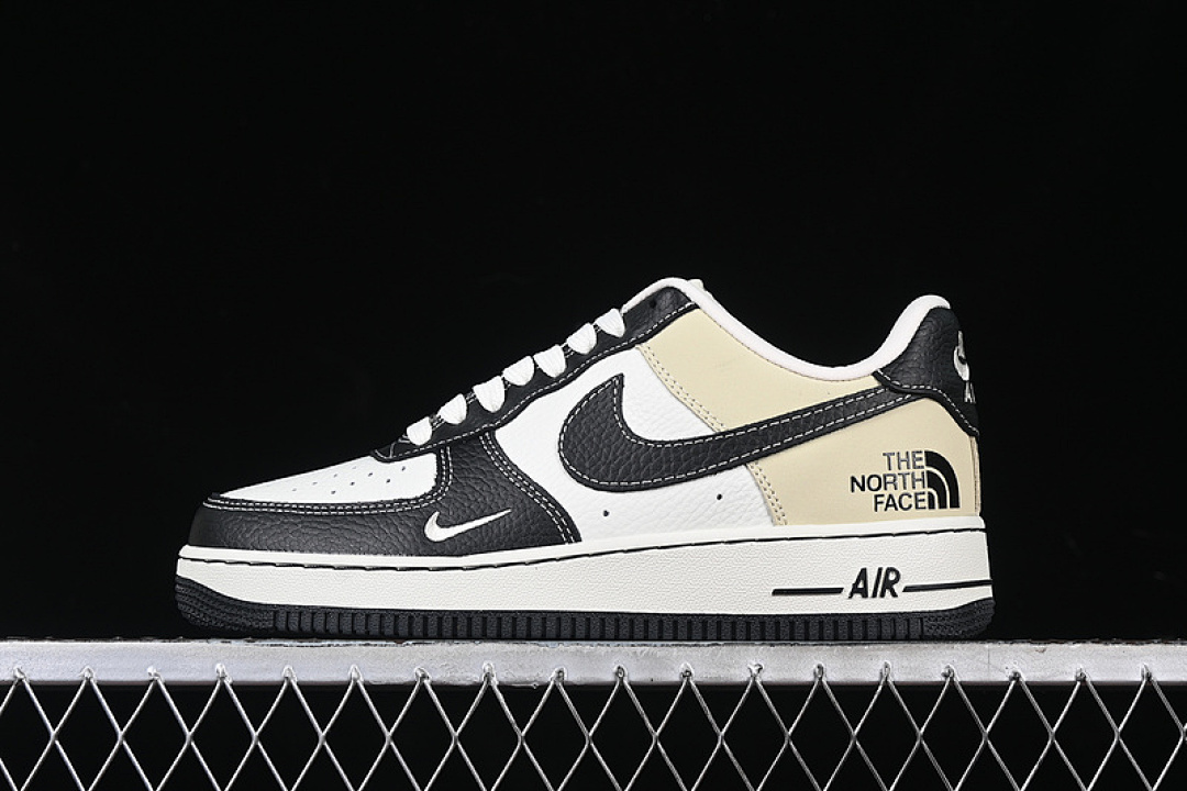 Nike [CH6336-513]-[AIR FORCE 1 07 LOW WHITE/BLACK/BEIGE]-[WOMAN:36-39]-[MAN:40-45], photo 1