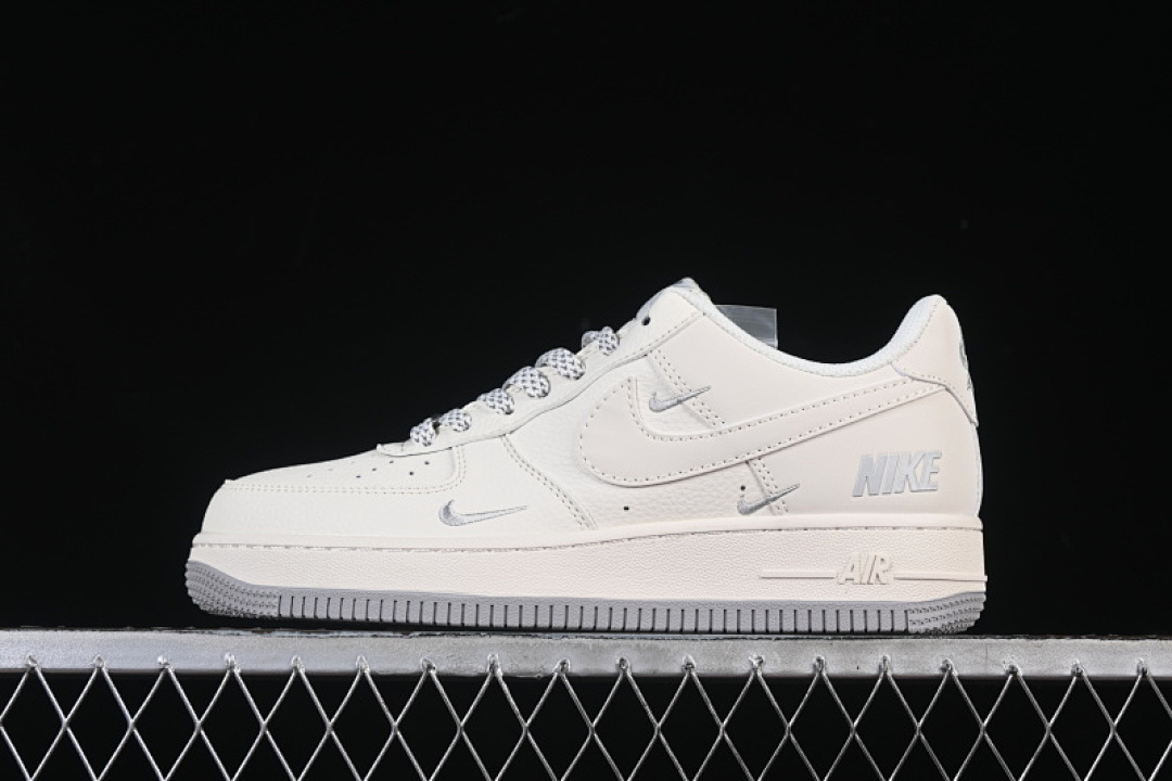 Nike Nike AIR FORCE 1 07 LOW CASUAL SNEAKERS WHITE/LIGHT GRAY · XX3168-185, photo 1