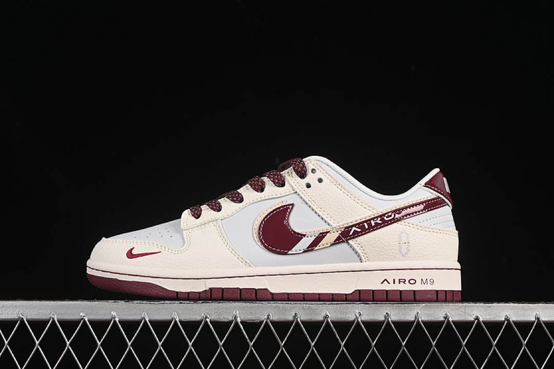 Unbranded [FC1688-236]-[SB DUNK LOW WHITE/BLUE/RED]-[WOMAN:36-39]-[MAN:40-45], photo 1