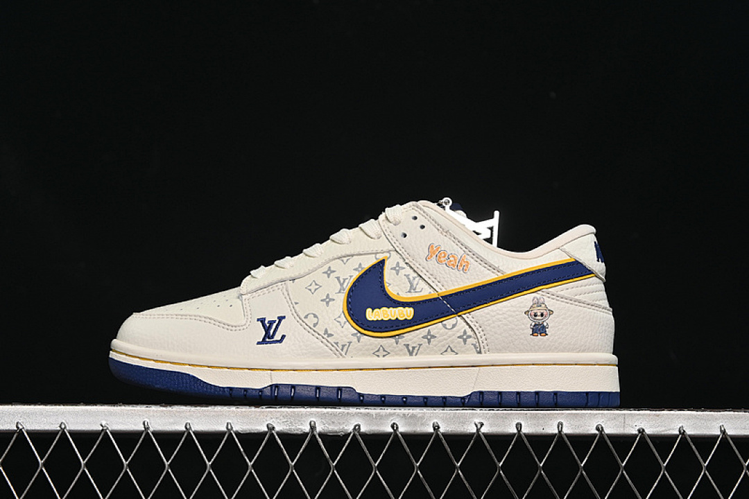 Unbranded [SC0601-457]-[SB DUNK LOW WHITE/BLUE/GOLD]-[WOMAN:36-39]-[MAN:40-45], photo 1