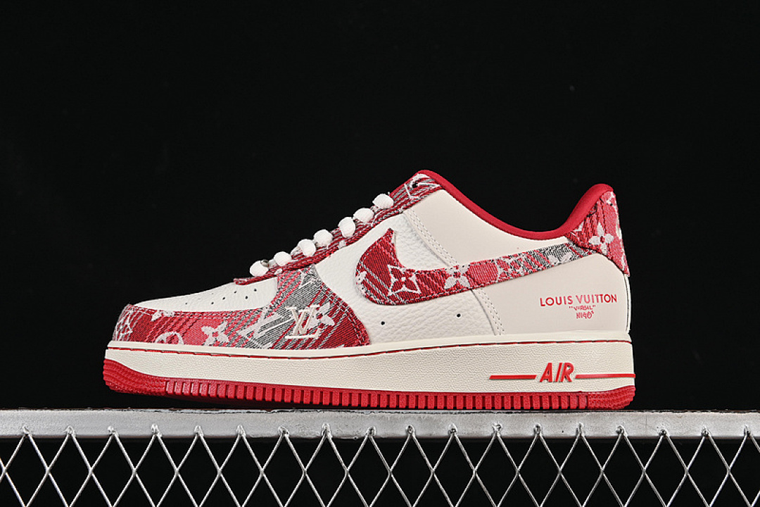 Nike [SC9207-541]-[AIR FORCE 1 07 LOW LV WHITE/GREY/RED]-[WOMAN:36-39]-[MAN:40-45], photo 1