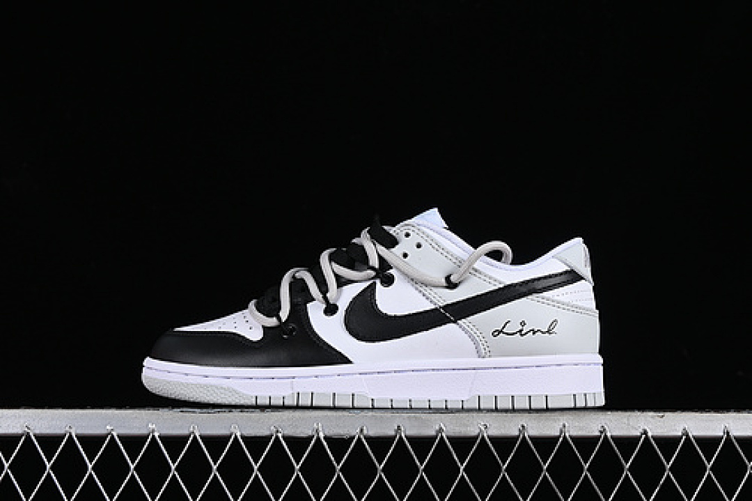 Unbranded [DV0831-101]-[SB DUNK LOW WHITE/PURE PLATINUM/BLACK]-[WOMAN:35-39]-[MAN:40-46], photo 1