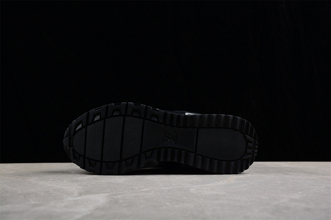 Louis Vuitton [0317174H56]-[L*V RUN AWAY SNEAKERS BLACK/WHITE]-[WOMAN:36-39]-[MAN:40-45] - Image 4