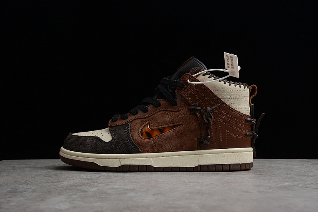 Unbranded [CZ8125-200]-[BODEGA X SB DUNK HIGH LEGEND FAUNA BROWN/RUSTIC/VELVET BROWN/MULTI-COLOR], photo 1