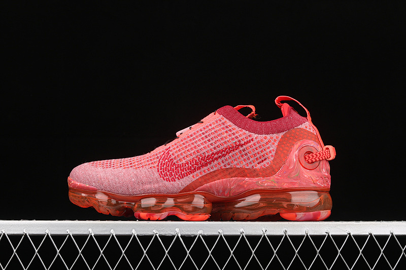 AIR VAPORMAX 2020 FLYKNIT TEAM RED/GYM RED/FLASH CRIMSON · CT1823-600, photo 1