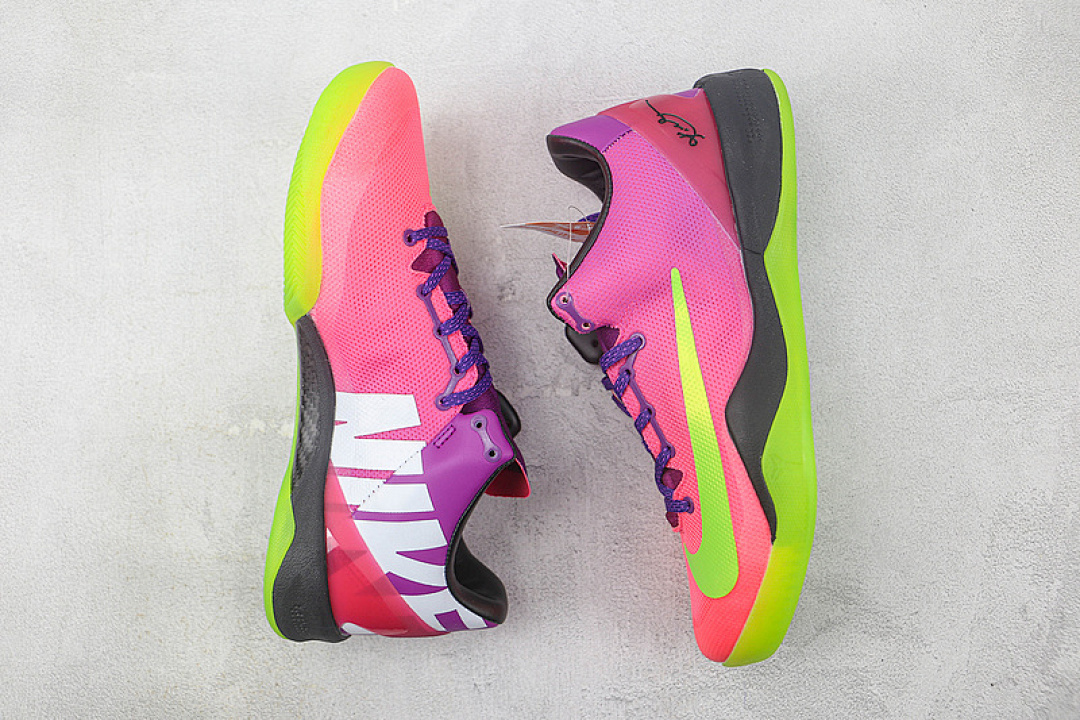 Nike [615315-500]-[KOBE 8 SYSTEM MAMBACURIAL RED PLUM/ELCTRC GREEN-PNK FLSH]-[MAN:40-46] - Image 2