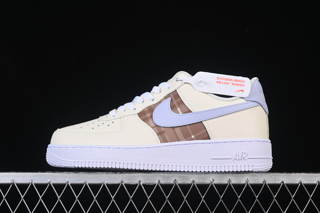Nike Nike AIR FORCE 1 07 LOW WHITE/BEIGE/BROWN · IH7352-001, photo 1