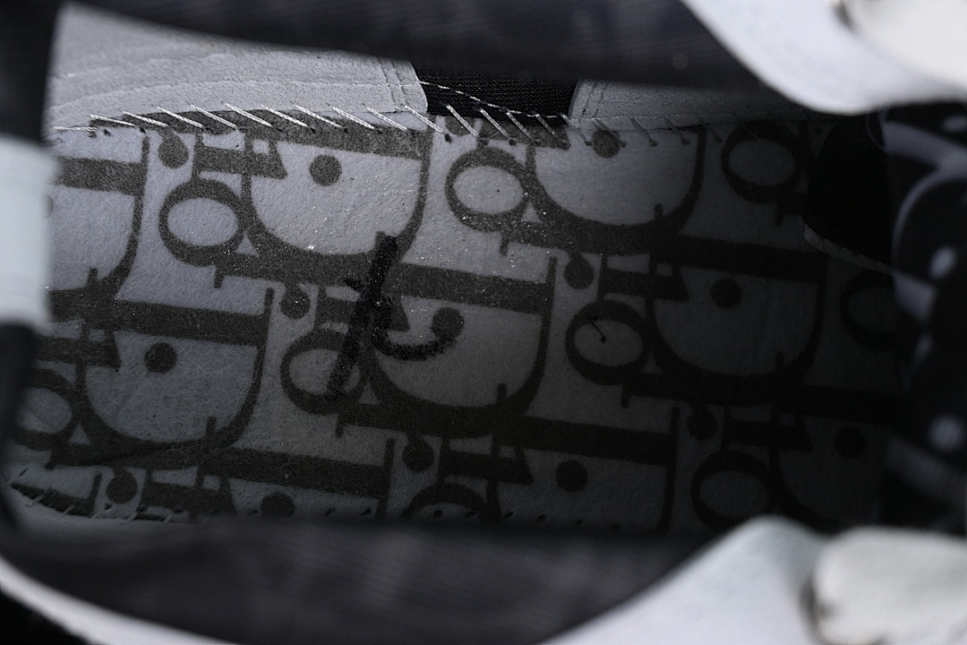 Dior [B23 OBLIQUE TOP SNEAKERS MID CASUAL SHOES BLACK/WHITE]-[WOMAN:39]-[MAN:40-46] - Image 5