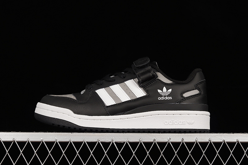 FORUM 84 LOW SHOES CORE BLACK/CLOUD WHITE/GREY · GW0697, photo 1