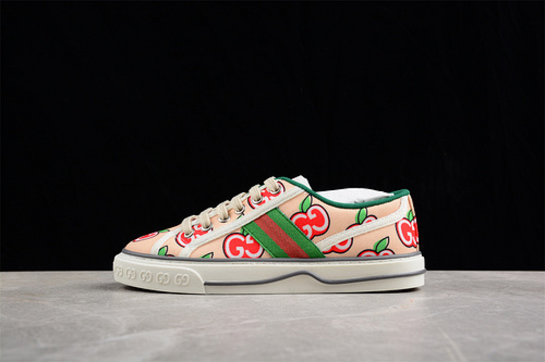 Gucci Gucci [ TENNIS 1977 PRINT SNEAKER PINK/GREEN/WHITE]-[WOMAN:35-39], photo 1