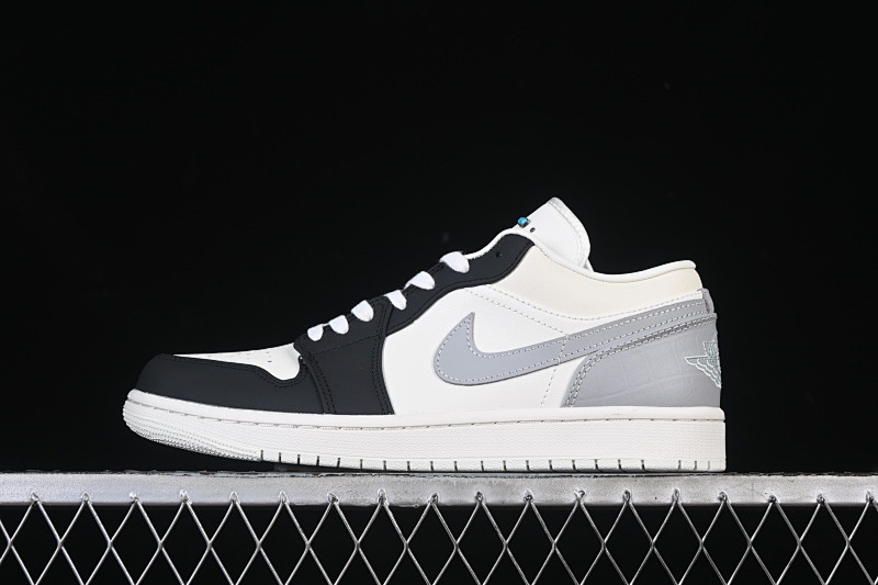 Jordan AIR Jordan 1 LOW WHITE/GREY/BLACK · IO2242-101, photo 1