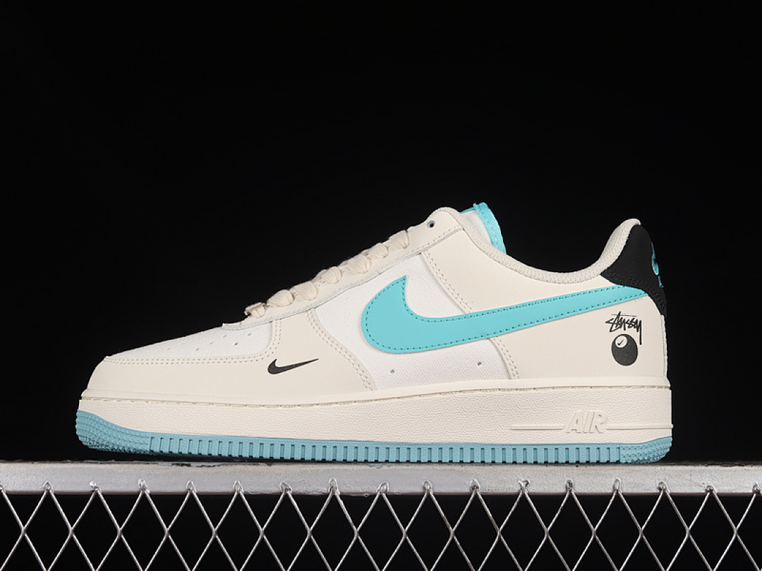 Nike Nike AIR FORCE 1 07 LOW WHITE/BLUE/BLACK · HX123-005, photo 1