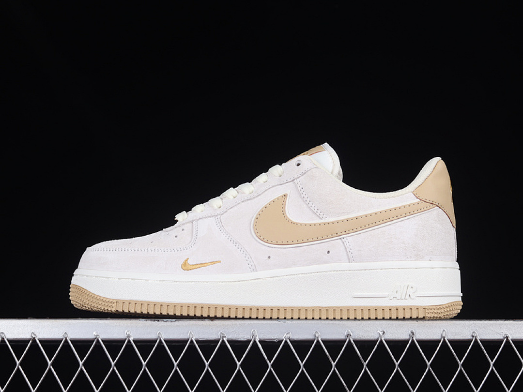 Nike [KK5636-310]-[AIR FORCE 1 07 LOW KHAKI/WHITE]-[WOMAN:36-39]-[MAN:40-45], photo 1
