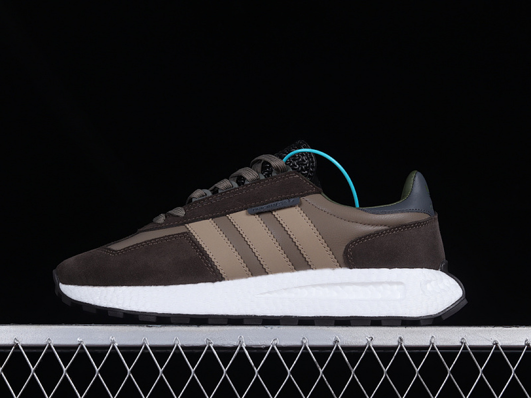 RETROPY E5 SHOES BROWN/CORE BLACK/CLOUD WHITE · GW4411, photo 1
