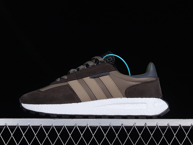 RETROPY E5 SHOES BROWN/CORE BLACK/CLOUD WHITE · GW4411, photo 1