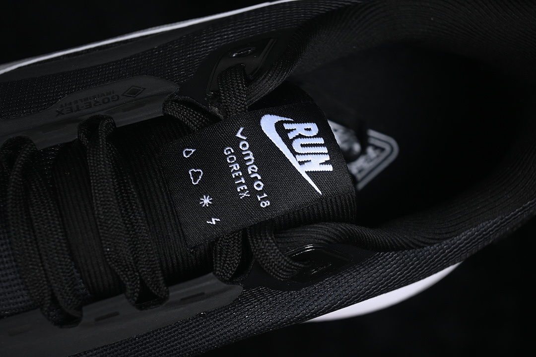 Nike [HQE98-024]-[AIR ZOOM VOMERO 18 CASUAL RUNNING SHOES BLACK/WHITE]-[WOMAN:36-39]-[MAN:40-46] - Image 8