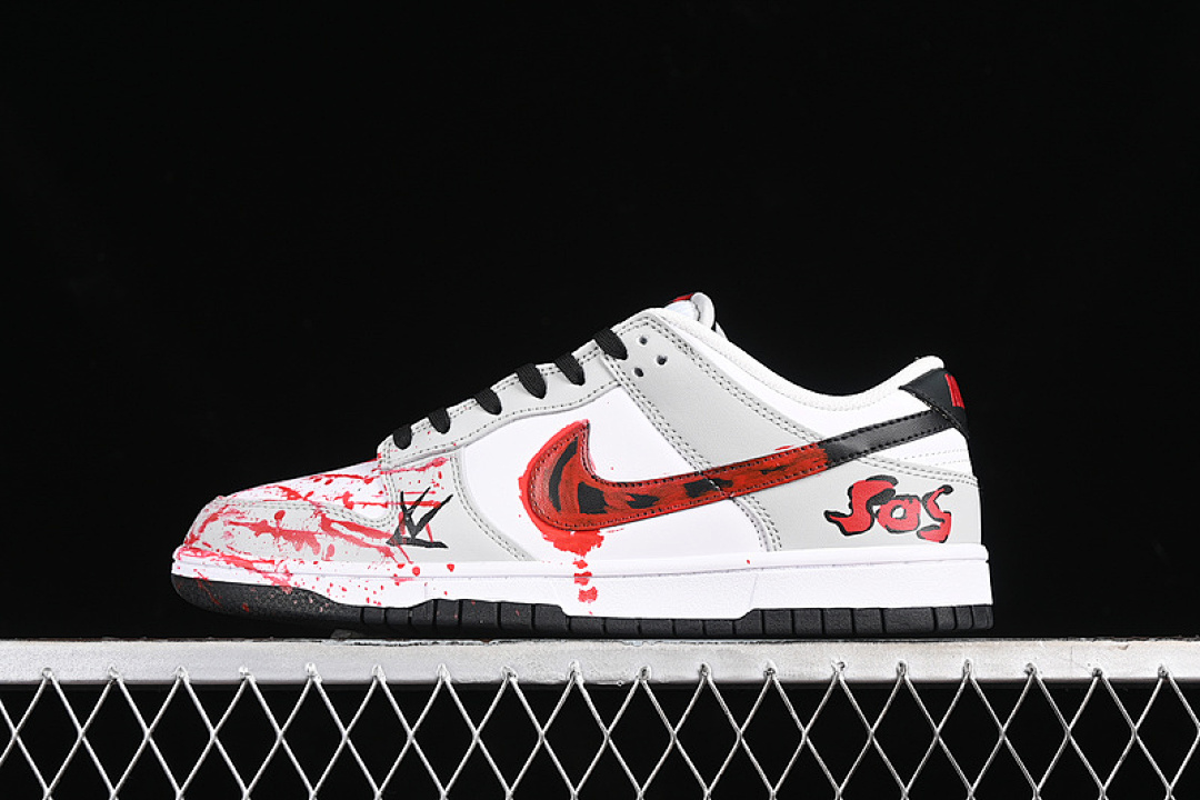 Unbranded [LW1818-103]-[SB DUNK LOW BLACK/RED/WHITE/GREY]-[WOMAN:36-39]-[MAN:40-45], photo 1