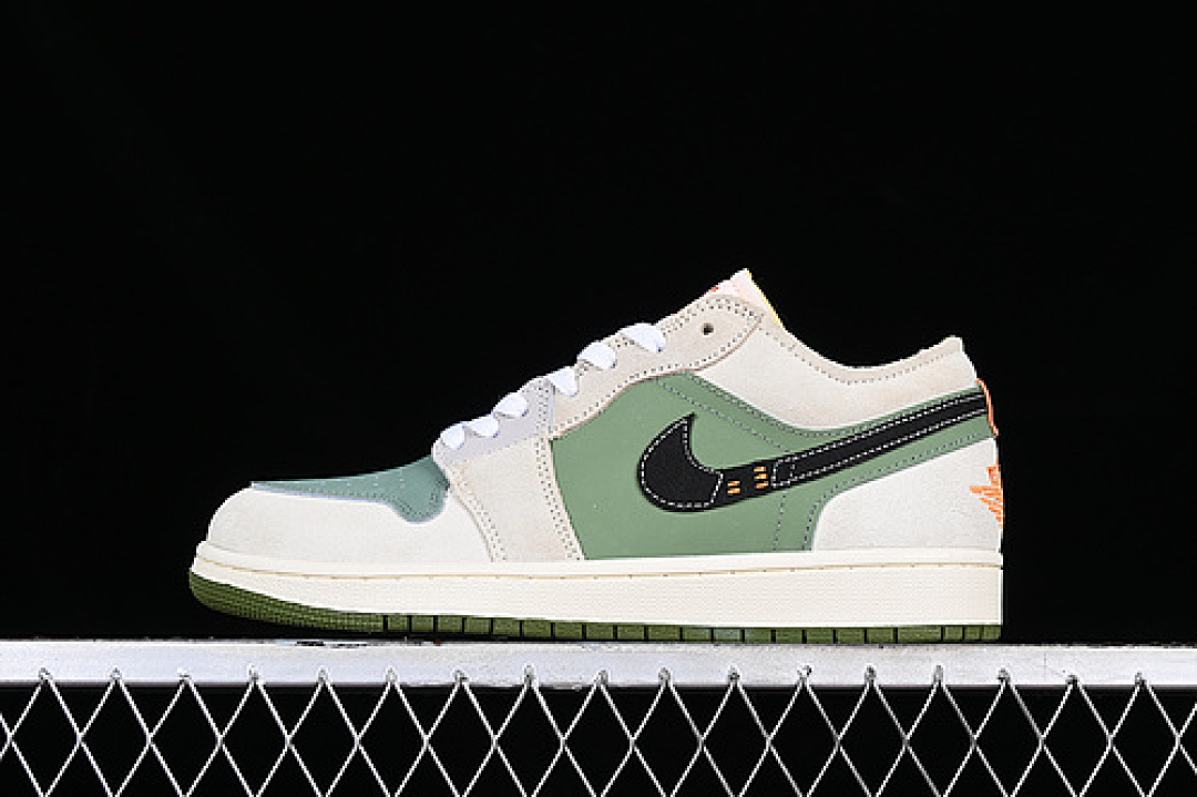 Jordan AIR Jordan 1 LOW OG EX TECH GREY/BLACK/GREEN/WHITE · FD6819-300, photo 1