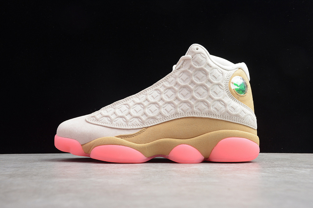 Jordan [CW4409-100]-[AIR JORDAN 13 RETRO CHINESE NEW YEAR PALE IVORY/PINK][UNISEX:36-47.5], photo 1