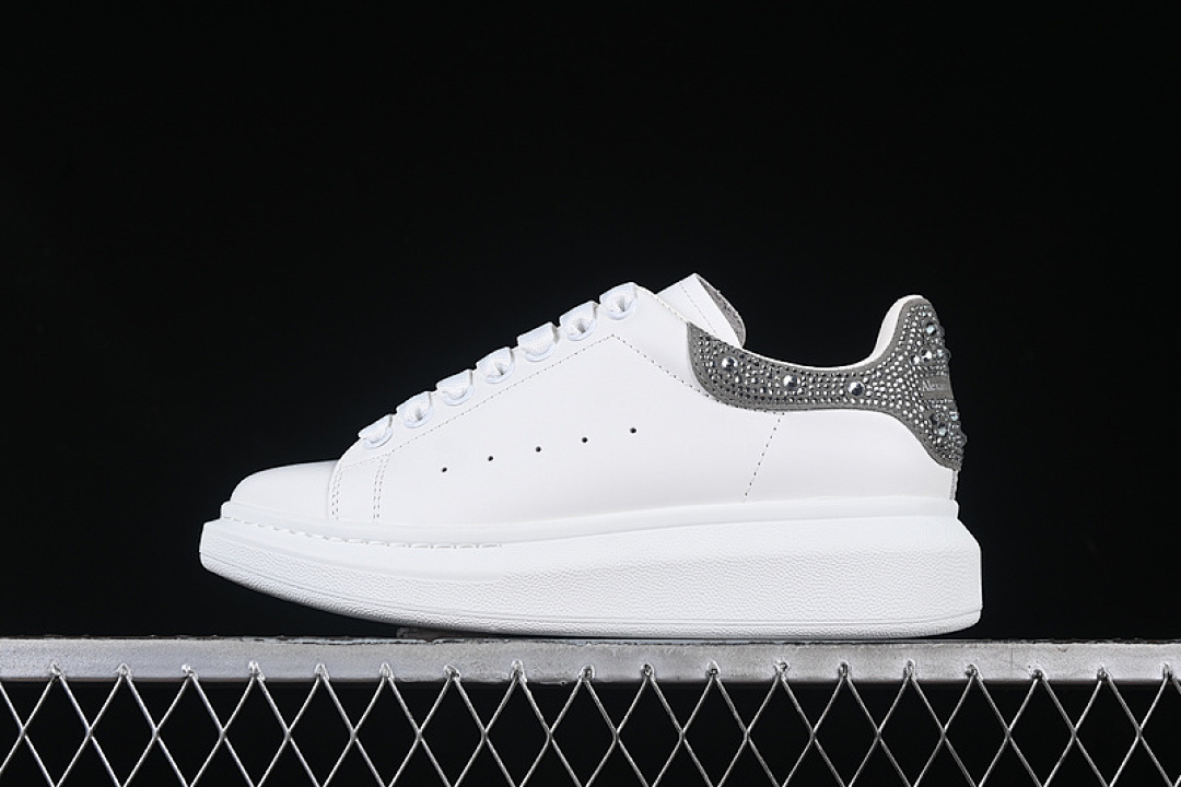 Alexander McQueen [ALEXANDER MCQUEEN WHITE/FLASH DIAMONDS]-[WOMAN:35-39], photo 1