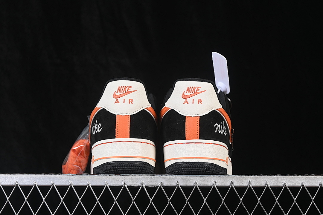 Nike [FV3694-107]-[AIR FORCE 1 07 LOW CASUAL SNEAKERS BLACK/ORANGE]-[WOMAN:36-39]-[MAN:40-45] - Image 3