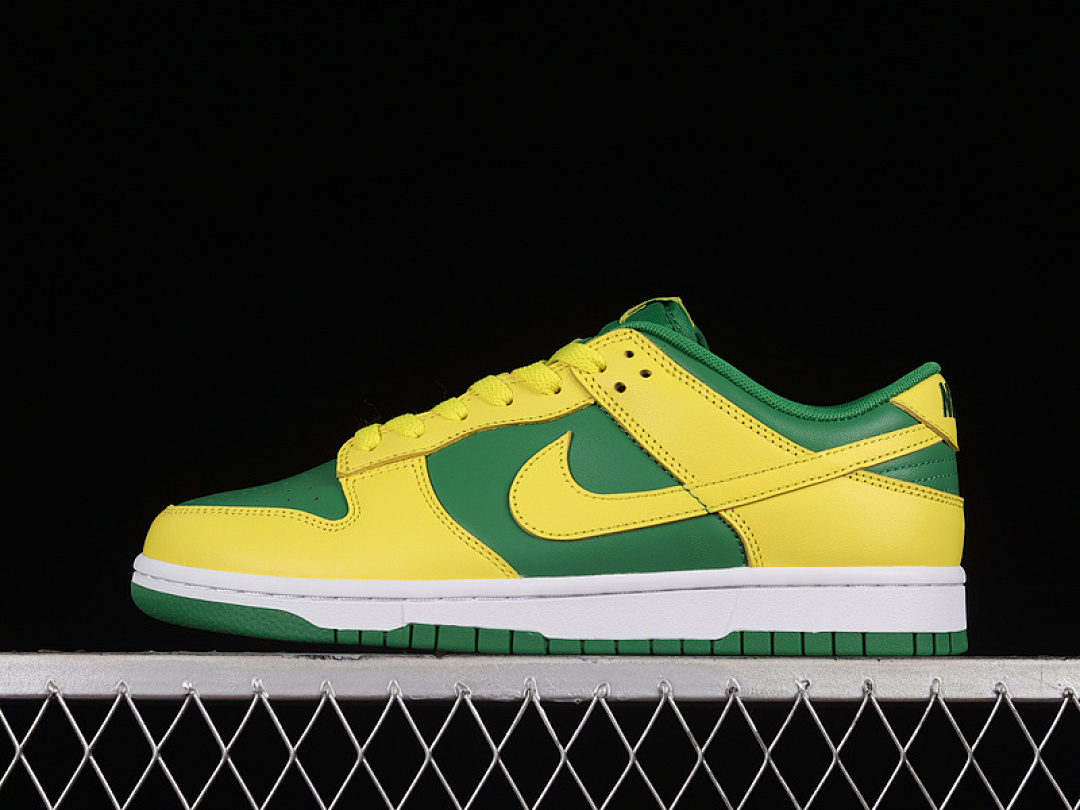 Nike SB DUNK LOW REVERSE BRAZIL APPLE GREEN/WHITE/YELLOW STRIKE/YELLOW STRIKE · DV0833-300, photo 1
