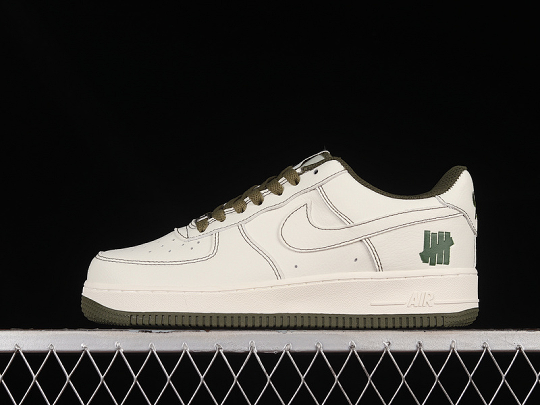 Nike [UN1315-600]-[UNDEFEATED AIR FORCE 1 LOW GREEN/OFF WHITE]-[WOMAN:36-39]-[MAN:40-45], photo 1