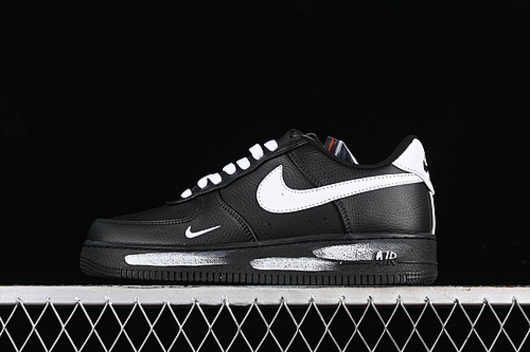 Nike [CI9533-081]-[AIR FORCE 1 07 LOW WHITE/BLACK]-[WOMAN:36-39]-[MAN:40-45], photo 1