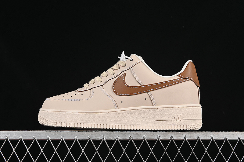 Nike Nike AIR FORCE 1 07 LOW GREY/BROWN · IB8865-221, photo 1