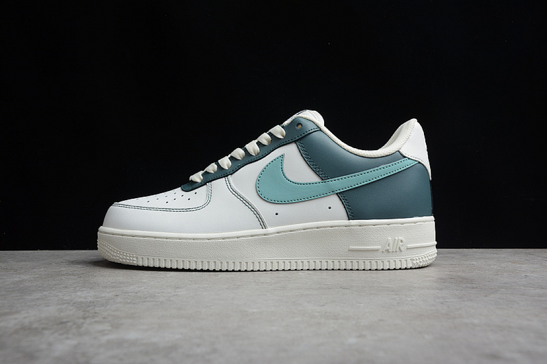 Nike Nike AIR FORCE 1 LOW BEIGE/WATER GREEN/DARK GREEN · LT0226-301, photo 1