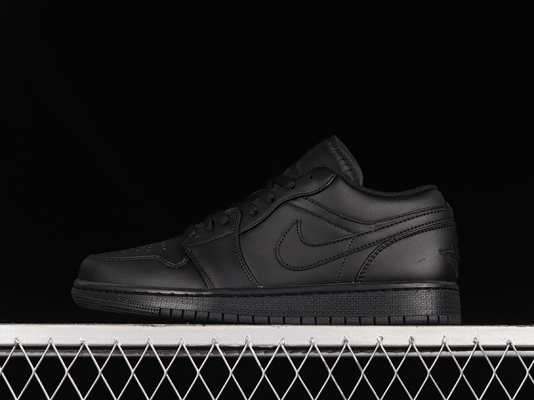 Jordan AIR Jordan 1 LOW 2022 BLACK/BLACK/BLACK · 553558-093, photo 1