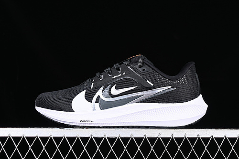 Nike Nike AIR ZOOM PEGASUS 40 WHITE/BLACK · FB7179-001, photo 1