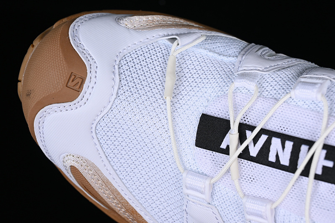 On Running [416621-30]-[XT QUEST ADV EXPLORER SERIES OUTDOOR TRAIL WHITE/KHAKI]-[WOMAN:36-39]-[MAN:40-45] - Image 9