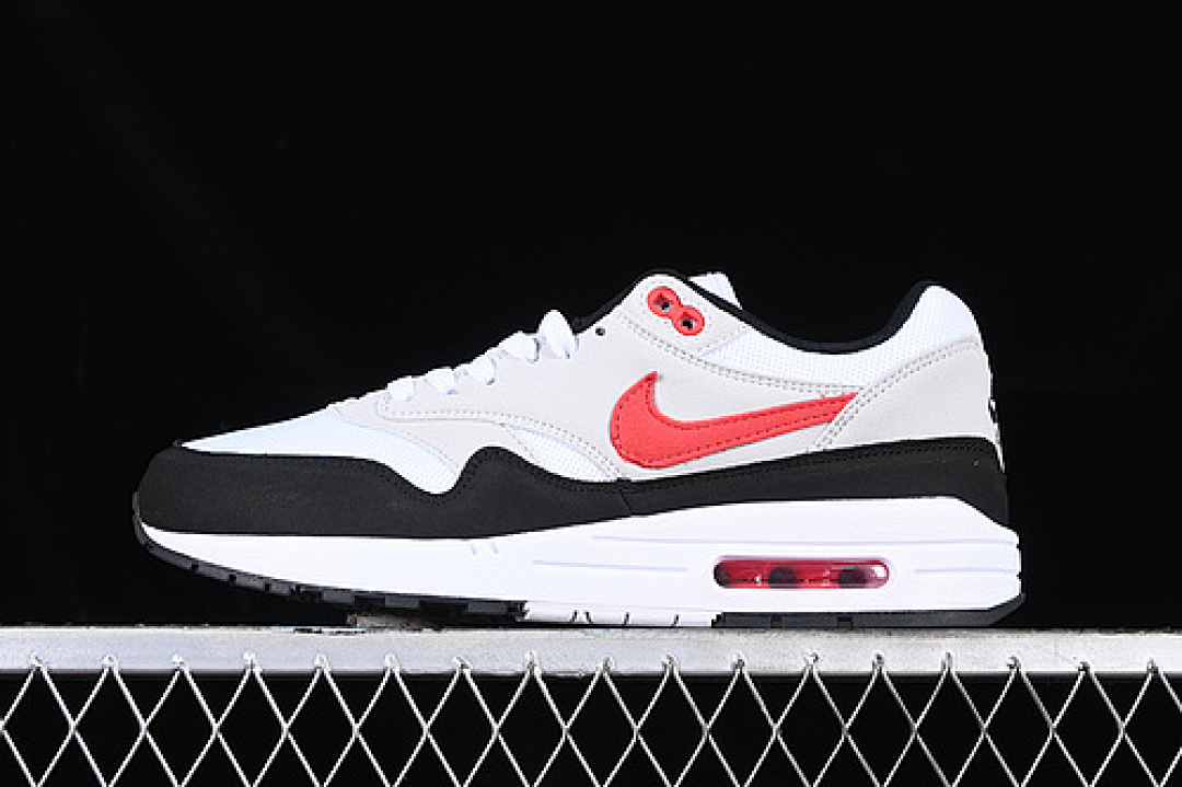 Nike AIR MAX 1 WHITE/GREY/BLACK/RED · FD9082-101, photo 1